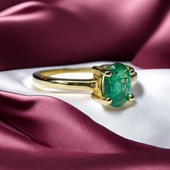 10K Gold -Natural Colombian Emerald Ring -Size 7- Oval Cut Solitaire Ring -1.5g - Picture 13 of 16